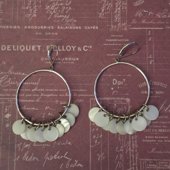 Vintage Mop Drop Dangle Seashell Cluster Disk Earrings - Picture 7 of 7